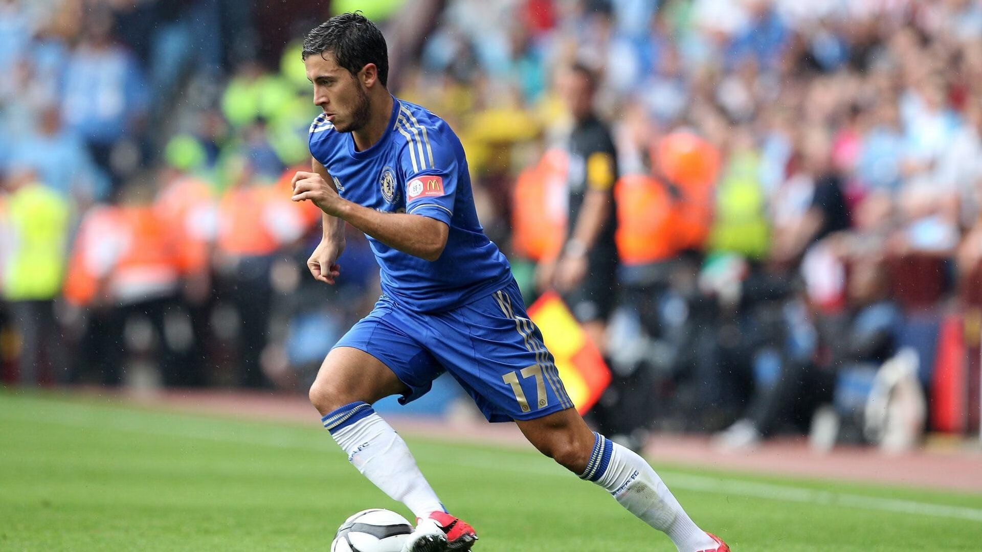 詹姆斯突破得分创下个人新高，詹姆斯突破动图